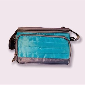 Aqua 6 Can Day Cooler Lunch Boxes 6” x 8.5” x 6.5 Travel Work School